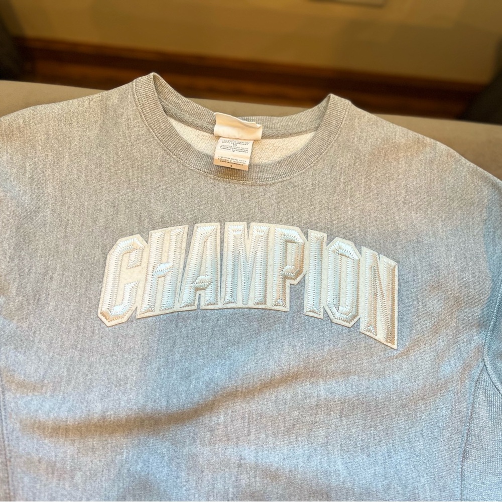 Champion Women's Light Gray Logo Sweatshirt - Picture 5 of 9